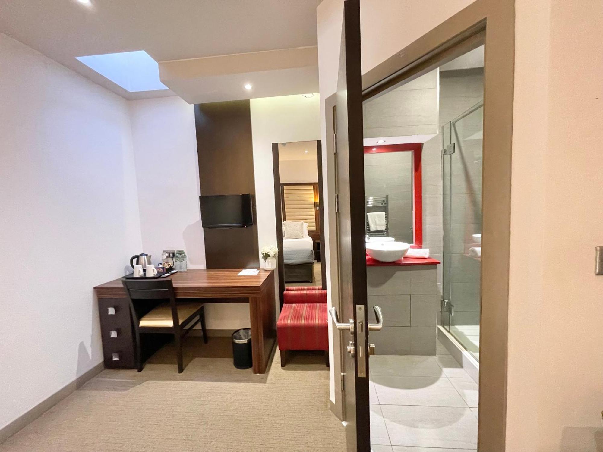 Maitrise Hotel Лондон Екстер'єр фото