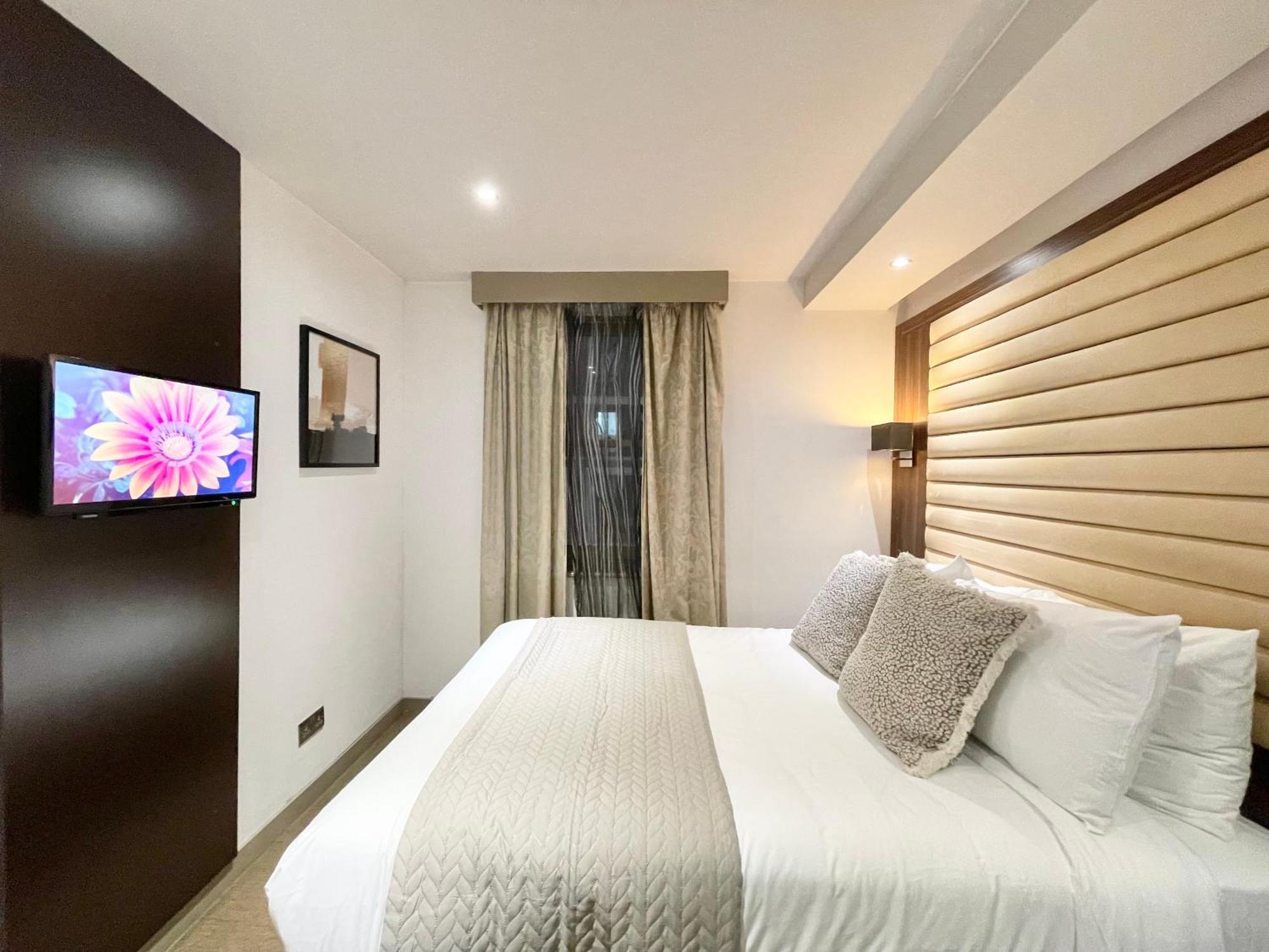 Maitrise Hotel Лондон Екстер'єр фото